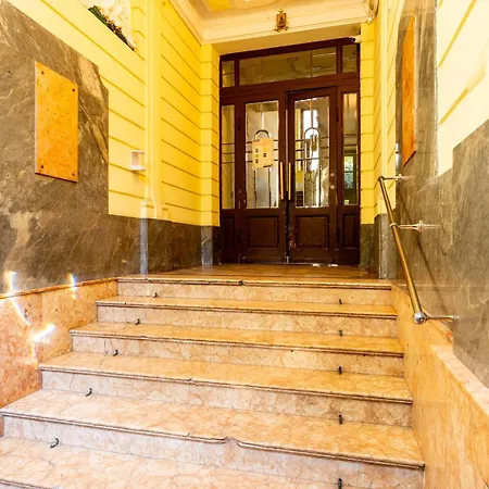 Daire Park Strzelecki Spacious By Bookinghost Krakow